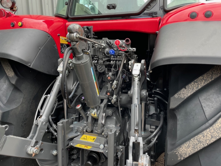 Massey Ferguson 7719S Exclusive