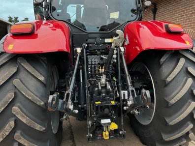 Case CVX 240