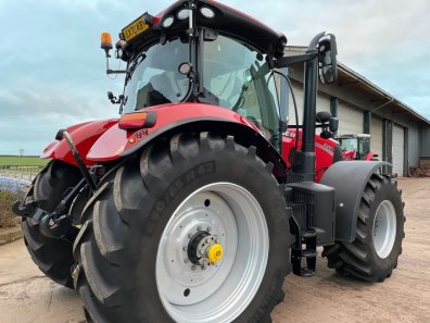 Case CVX 240