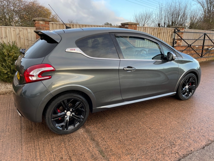 Peugeot 208 GTi Prestige 1.6 Petrol