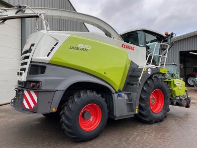 Claas Jaguar 870