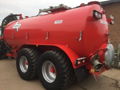 Redrock 3500 Gallon tanker