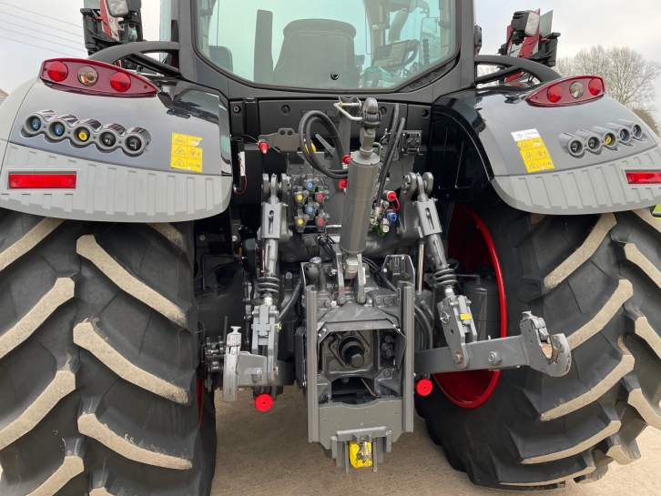 Fendt 724 Profi-Plus