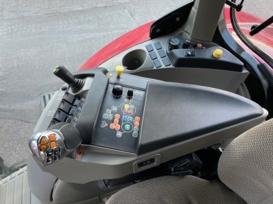 Case Puma 210