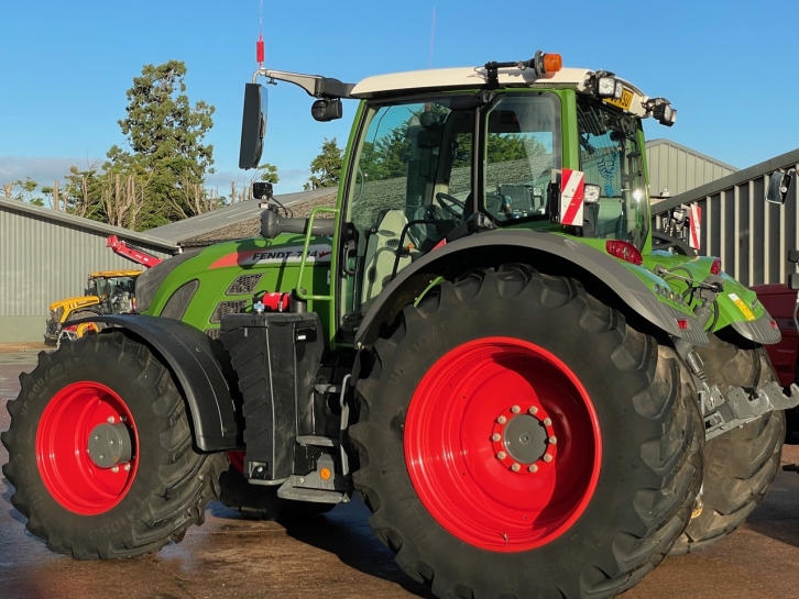 Fendt 724 Profi-Plus