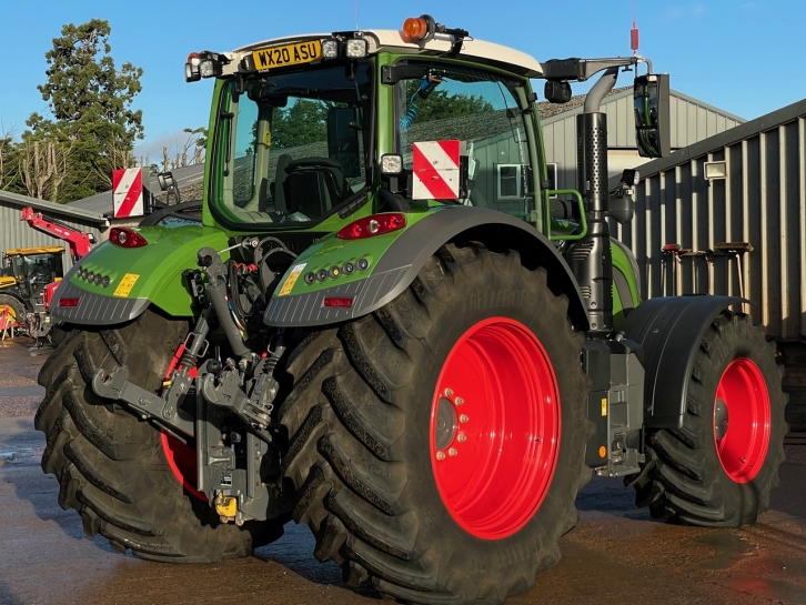 Fendt 724 Profi-Plus