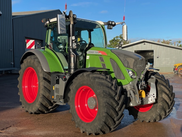 Fendt 724 Profi-Plus