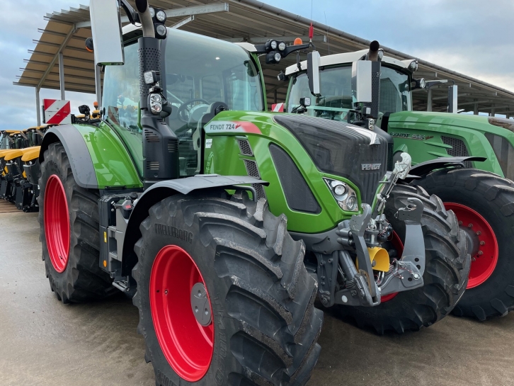 Fendt 724 Profi-Plus