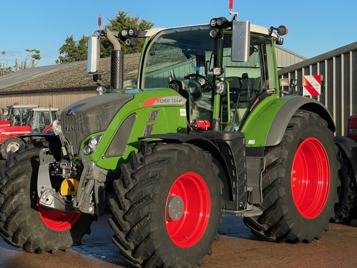 Fendt 724 Profi-Plus