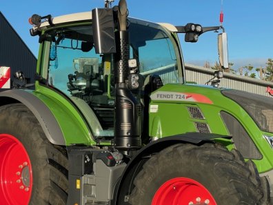 Fendt 724 Profi-Plus