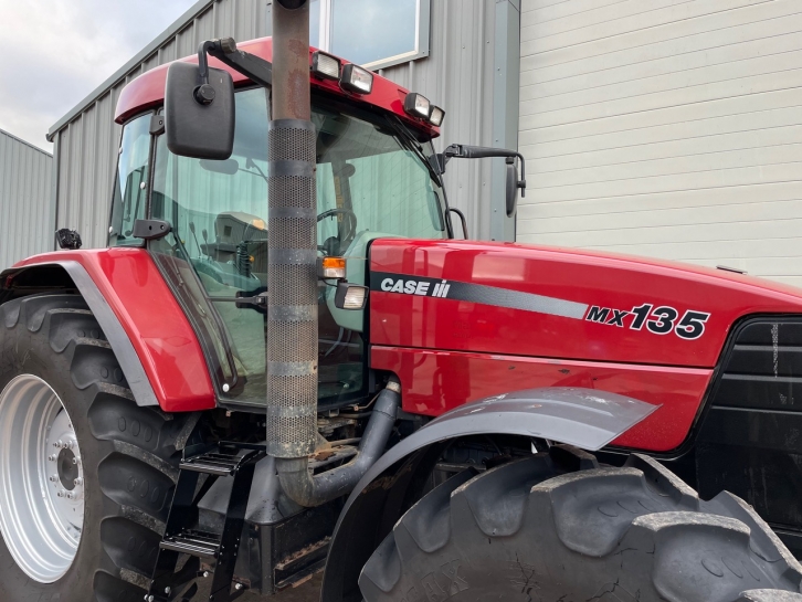 Case MX 135