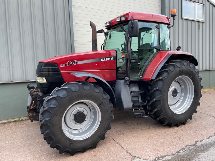 Case MX 135