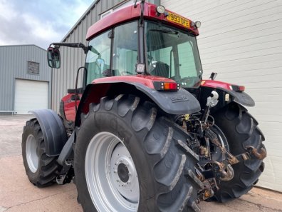 Case MX 135
