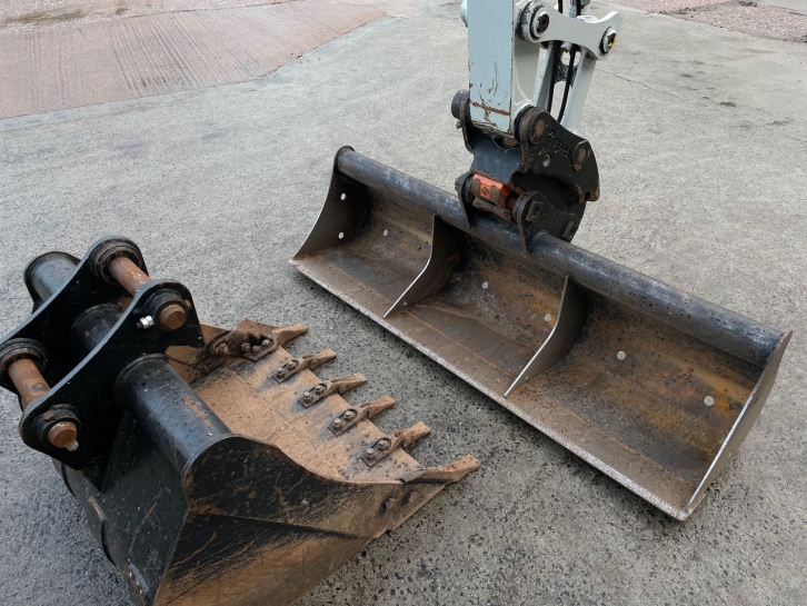 Takeuchi TB290-2