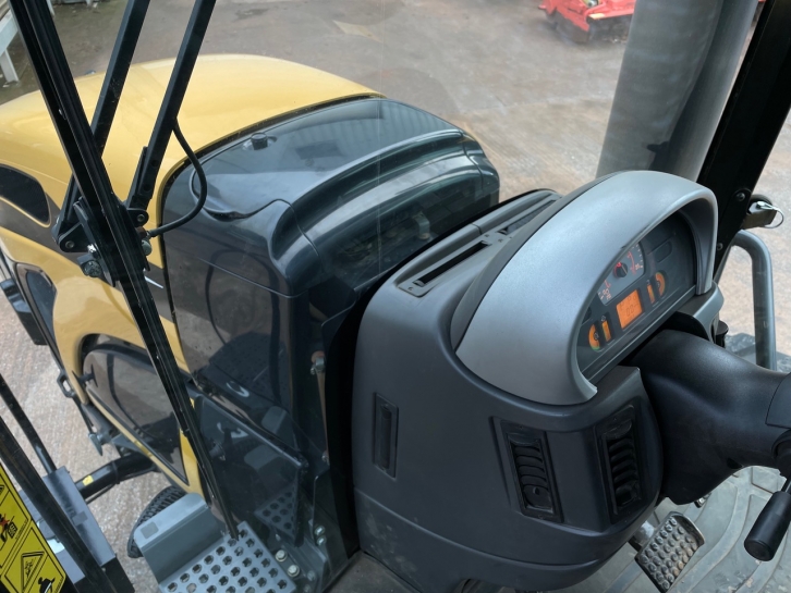 CAT Challenger MT765 C