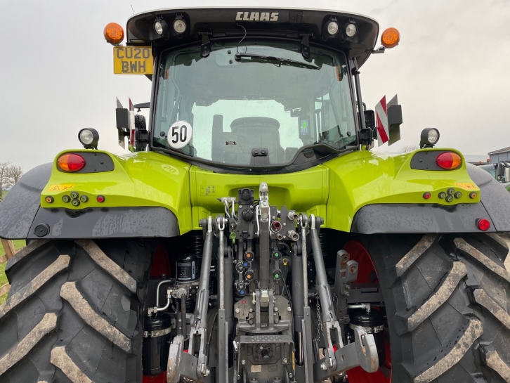Claas Arion 650