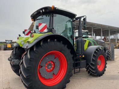Claas Arion 650