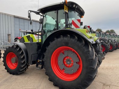 Claas Arion 650