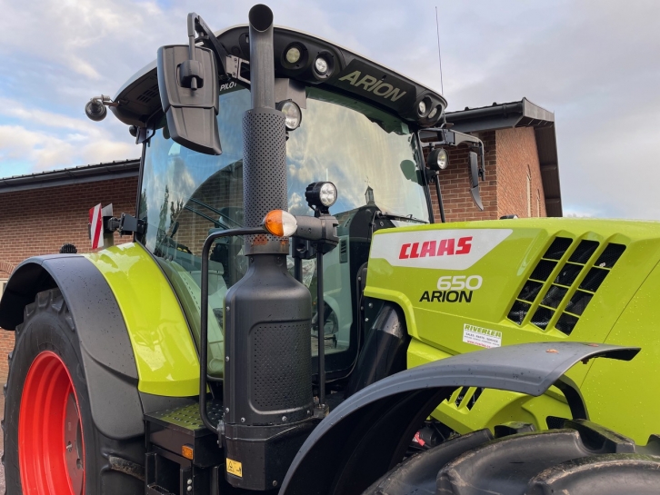 Claas Arion 650