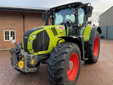 Claas Arion 650