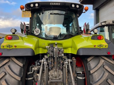 Claas Arion 650