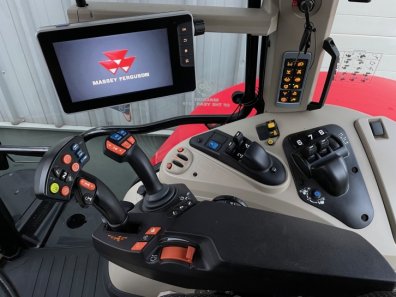 Massey Ferguson 7719S Exclusive