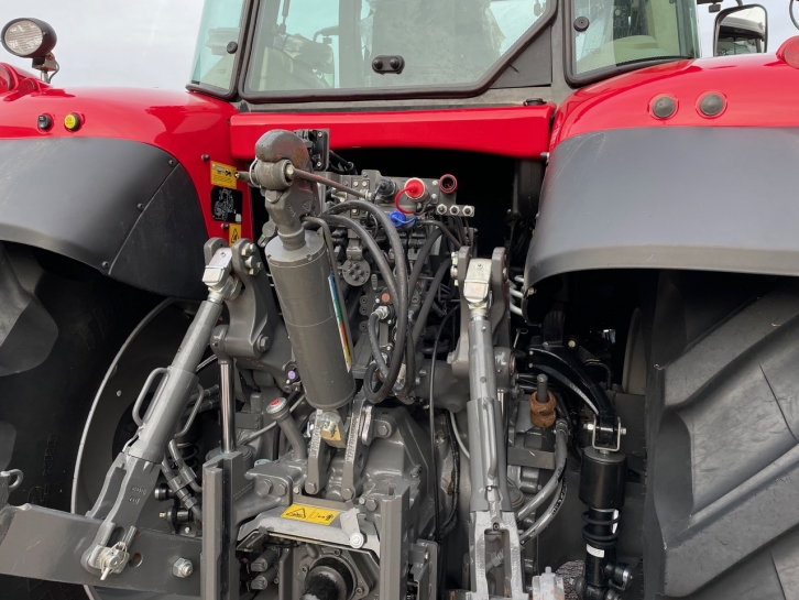 Massey Ferguson 7719S Exclusive