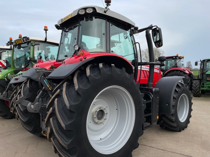 Massey Ferguson 7719S Exclusive