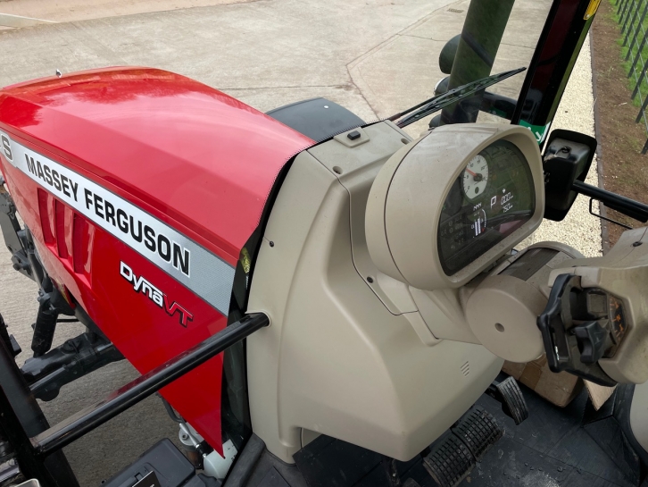 Massey Ferguson 7719S Exclusive