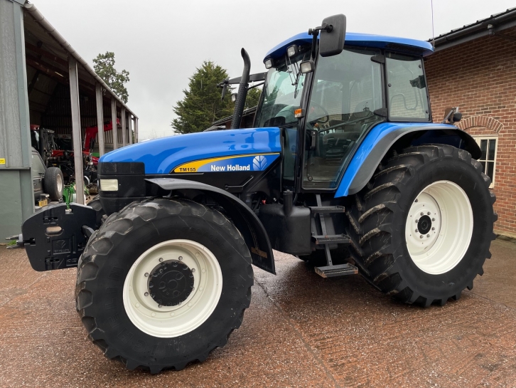 New Holland TM155
