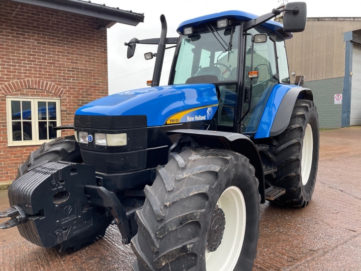 New Holland TM155