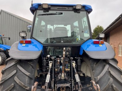 New Holland TM155