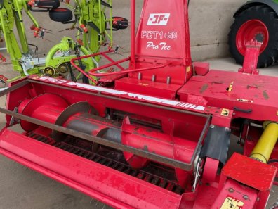 JF 1050 Pro Tec trailed forager