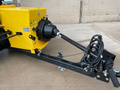 New Holland BC 5060 baler