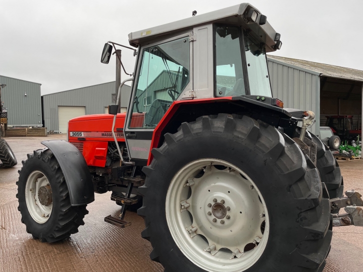 Massey Ferguson 3655