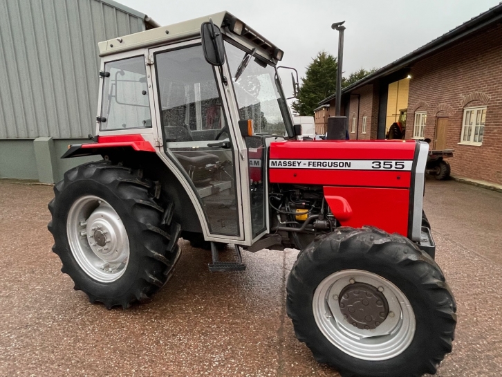 Massey Ferguson 355