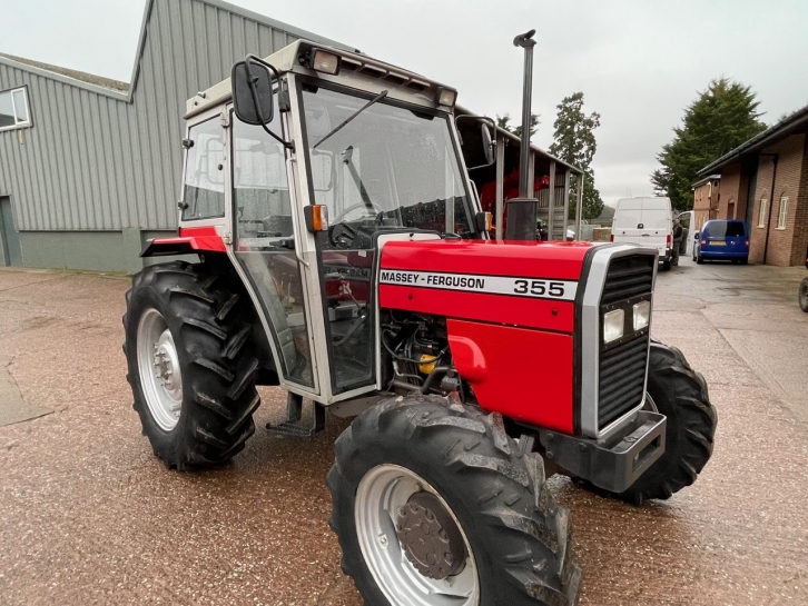Massey Ferguson 355
