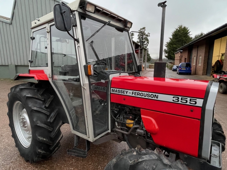 Massey Ferguson 355