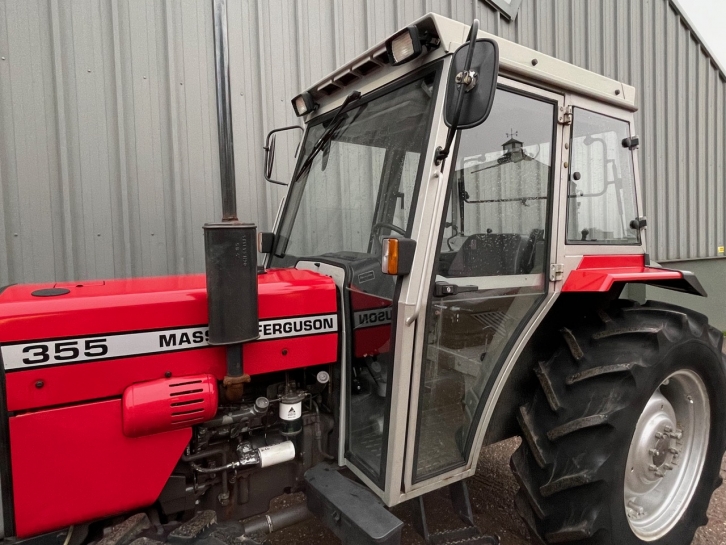 Massey Ferguson 355