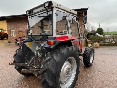 Massey Ferguson 355