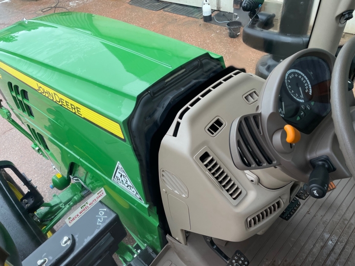 John Deere 6155R Ultimate