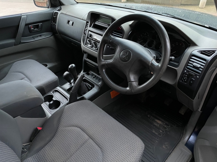 Mitsubishi Shogun Classic 3.2 Di-D diesel