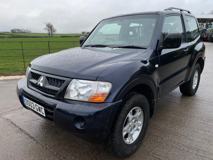 Mitsubishi Shogun Classic 3.2 Di-D diesel