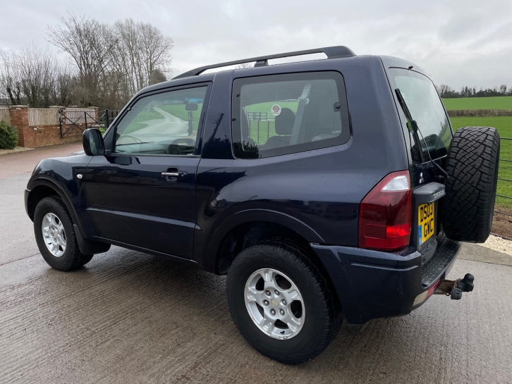 Mitsubishi Shogun Classic 3.2 Di-D diesel