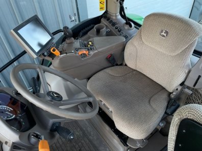 John Deere 6155R