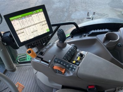 John Deere 6155R