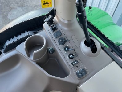 John Deere 6155R