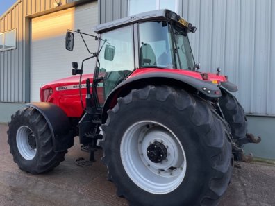 Massey Ferguson 8280