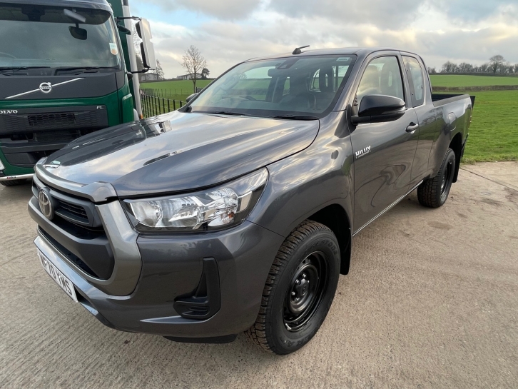 Toyota Hilux Xtra cab 2.4 diesel