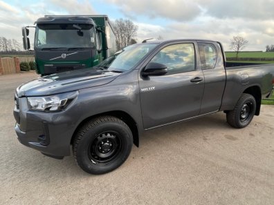 Toyota Hilux Xtra cab 2.4 diesel